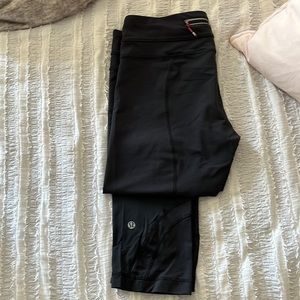 Size 10 lululemon capri